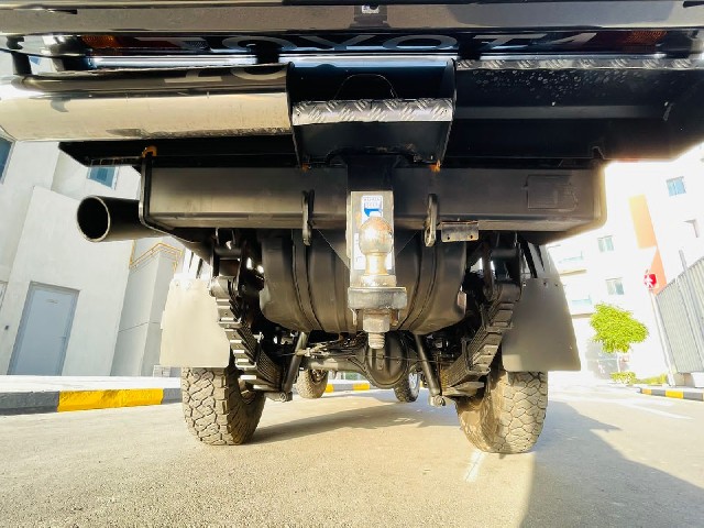 TOYOTA LAND CRUISER PICKUP 2016 Image 26