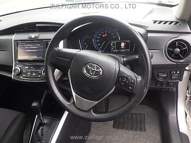 TOYOTA COROLLA FIELDER 2018 Image 25