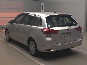 TOYOTA COROLLA FIELDER 2018 Image 4
