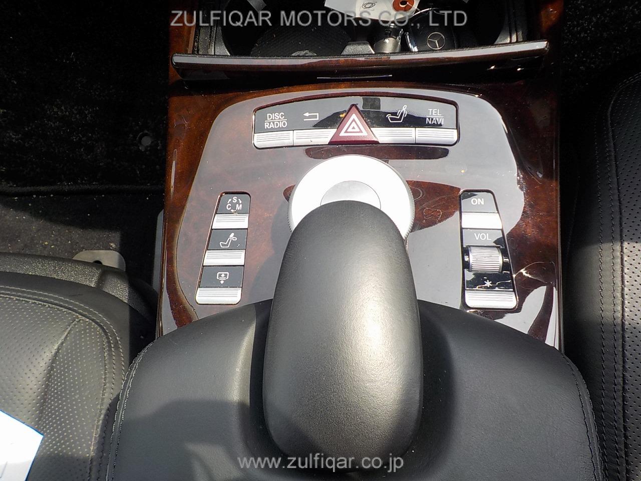 MERCEDES BENZ S CLASS 2010 Image 8