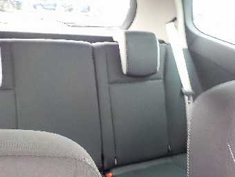 RENAULT LUTECIA 2011 Image 9