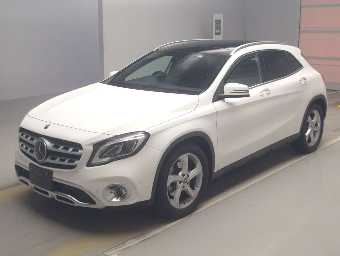MERCEDES BENZ GLA CLASS 2020 Image 1