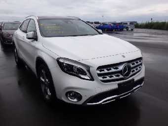 MERCEDES BENZ GLA CLASS 2020 Image 13