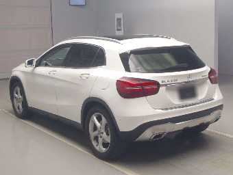 MERCEDES BENZ GLA CLASS 2020 Image 4