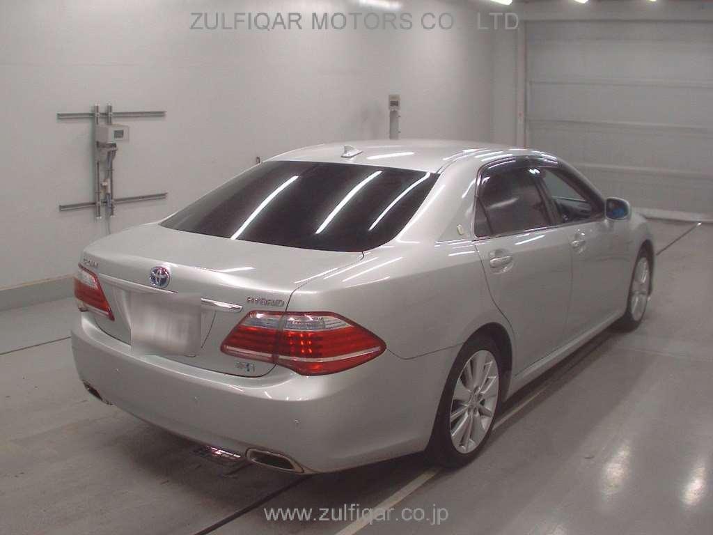 TOYOTA CROWN HYBRID 2012 Image 2