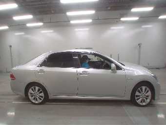 TOYOTA CROWN HYBRID 2012 Image 3