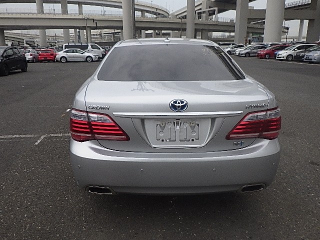 TOYOTA CROWN HYBRID 2012 Image 27