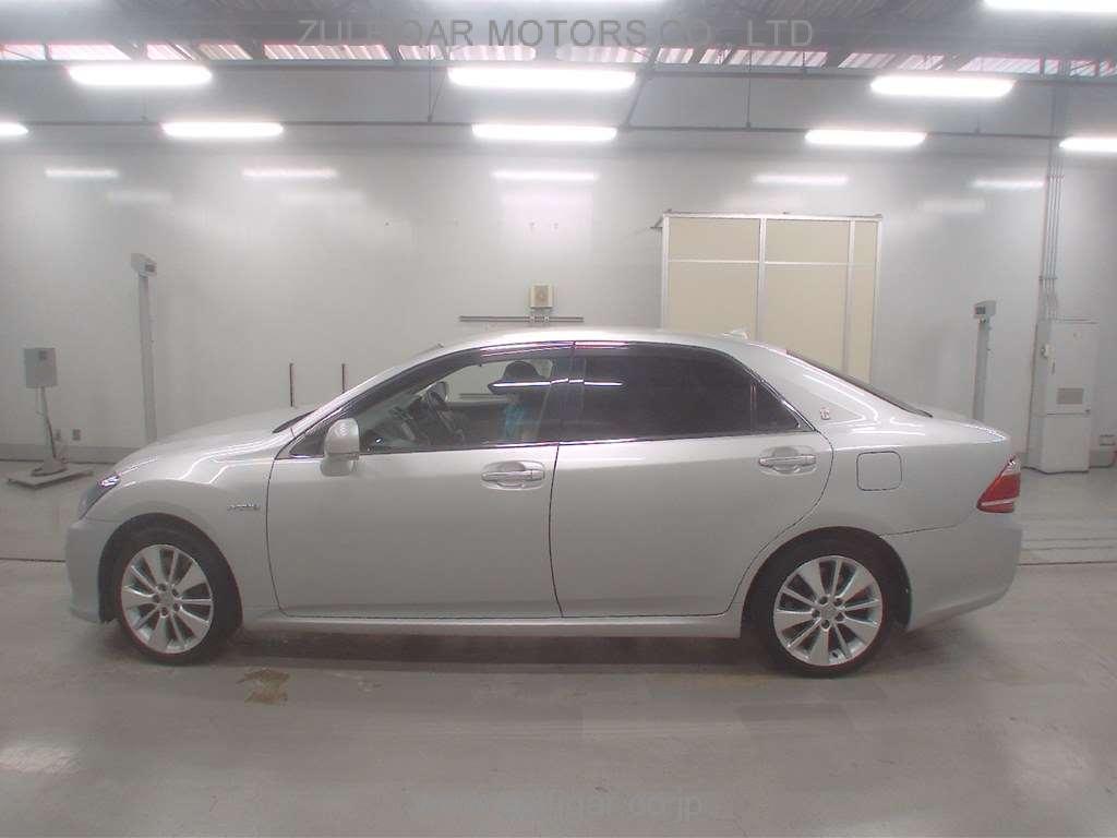 TOYOTA CROWN HYBRID 2012 Image 4