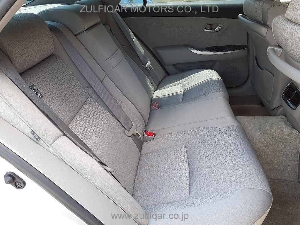 TOYOTA CROWN HYBRID 2012 Image 10