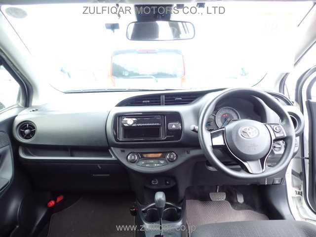 TOYOTA VITZ 2018 Image 3