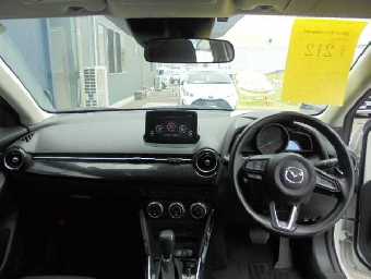 MAZDA DEMIO 2018 Image 3