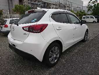 MAZDA DEMIO 2018 Image 16