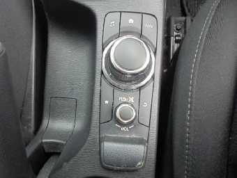 MAZDA DEMIO 2018 Image 8