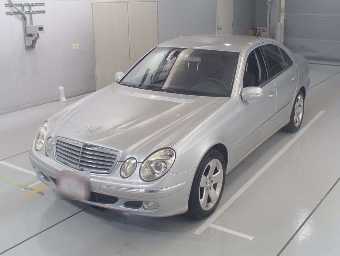 MERCEDES BENZ E CLASS 2002 Image 1