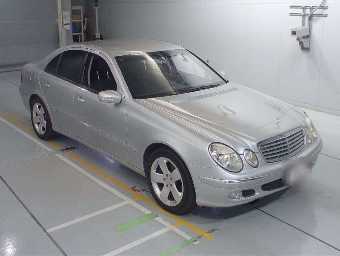 MERCEDES BENZ E CLASS 2002 Image 5