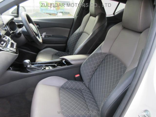 TOYOTA C-HR 2020 Image 11