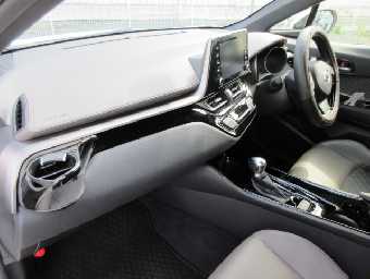 TOYOTA C-HR 2020 Image 12