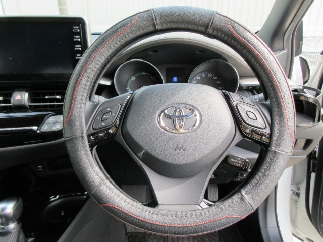 TOYOTA C-HR 2020 Image 19