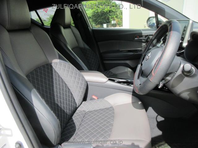 TOYOTA C-HR 2020 Image 6