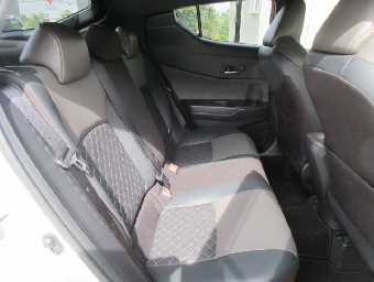 TOYOTA C-HR 2020 Image 8