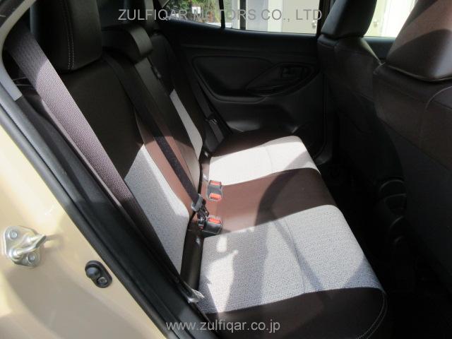 TOYOTA YARIS CROSS 2021 Image 8