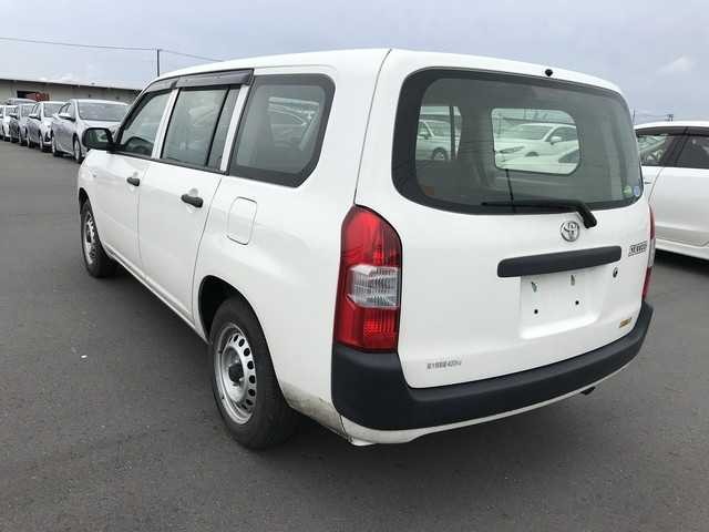 TOYOTA SUCCEED 2018 Image 28