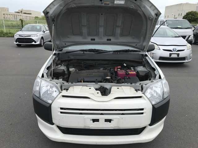 TOYOTA SUCCEED 2018 Image 29