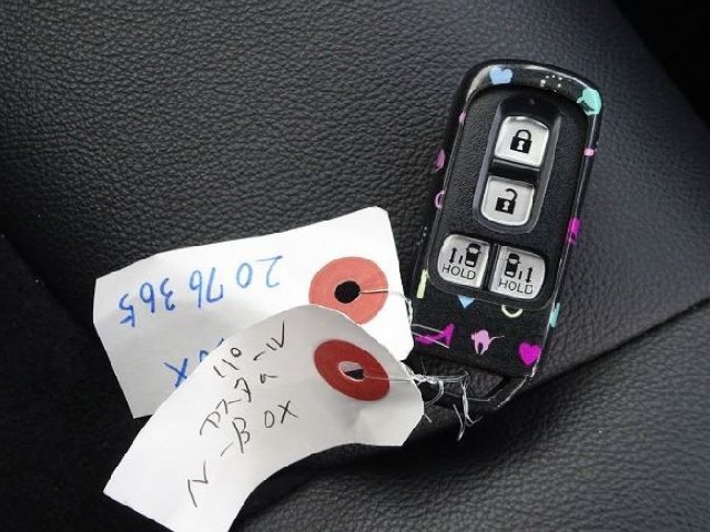 HONDA N-BOX CUSTOM 2019 Image 22