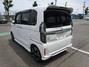 HONDA N-BOX CUSTOM 2019 Image 5