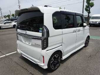 HONDA N-BOX CUSTOM 2019 Image 7