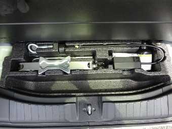 HONDA N-BOX CUSTOM 2019 Image 9