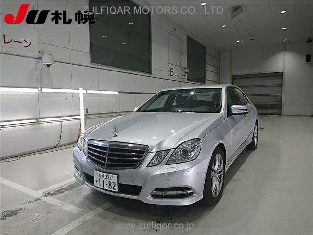 MERCEDES BENZ E CLASS 2011 Image 1