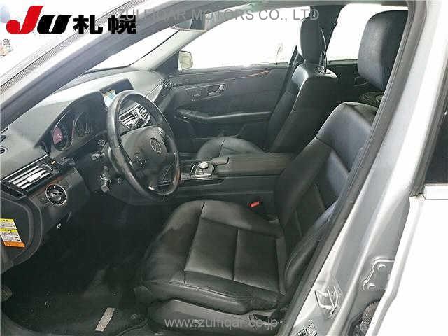 MERCEDES BENZ E CLASS 2011 Image 5