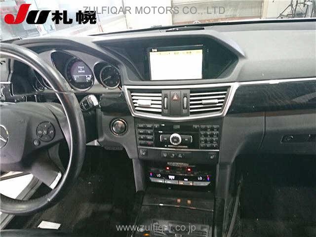 MERCEDES BENZ E CLASS 2011 Image 6