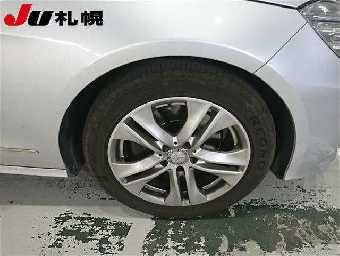 MERCEDES BENZ E CLASS 2011 Image 9