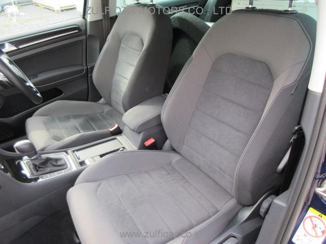 VOLKSWAGEN GOLF 2019 Image 8