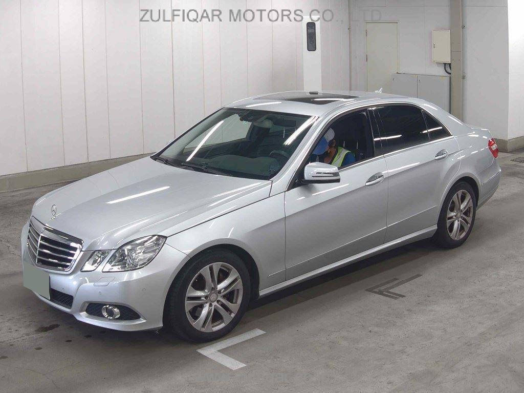 MERCEDES BENZ E CLASS 2009 Image 4