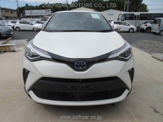 TOYOTA C-HR 2019 Image 2