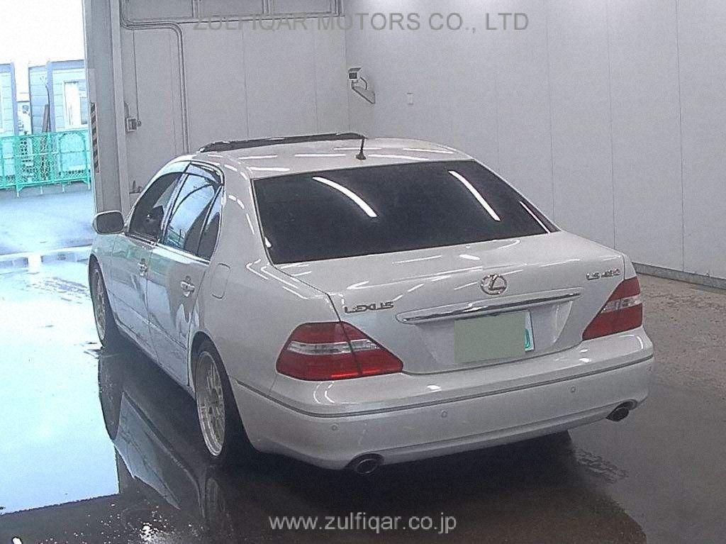 LEXUS LS 2012 Image 2