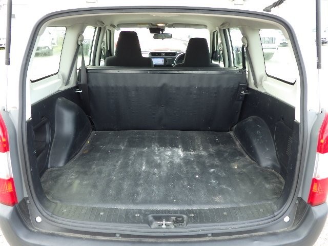 TOYOTA PROBOX 2018 Image 21