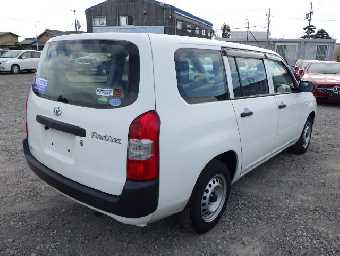 TOYOTA PROBOX 2018 Image 18