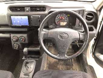 TOYOTA PROBOX 2018 Image 6