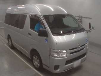 TOYOTA HIACE 2018 Image 5