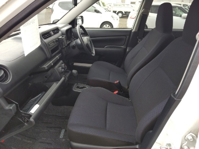 TOYOTA PROBOX 2018 Image 20