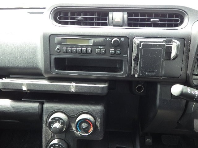 TOYOTA PROBOX 2018 Image 22