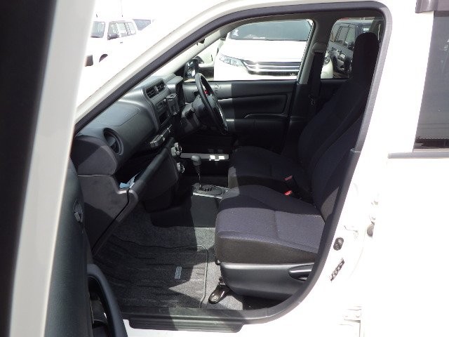 TOYOTA PROBOX 2018 Image 26