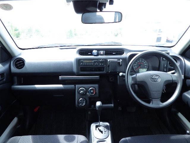 TOYOTA PROBOX 2018 Image 21