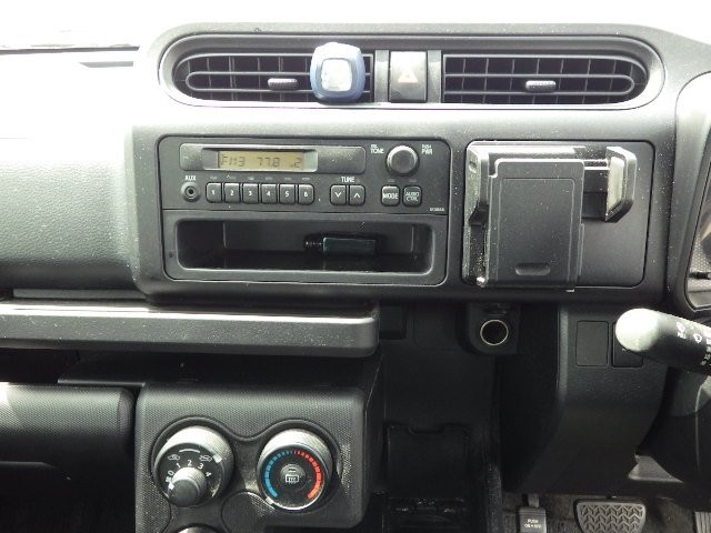 TOYOTA PROBOX 2018 Image 22