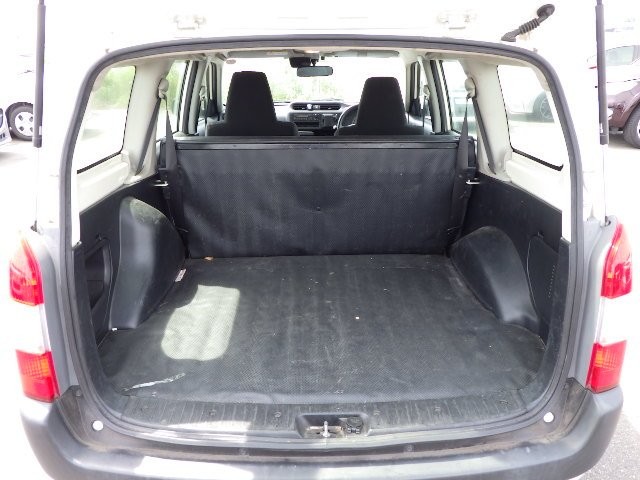 TOYOTA PROBOX 2018 Image 28