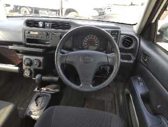 TOYOTA PROBOX 2018 Image 8